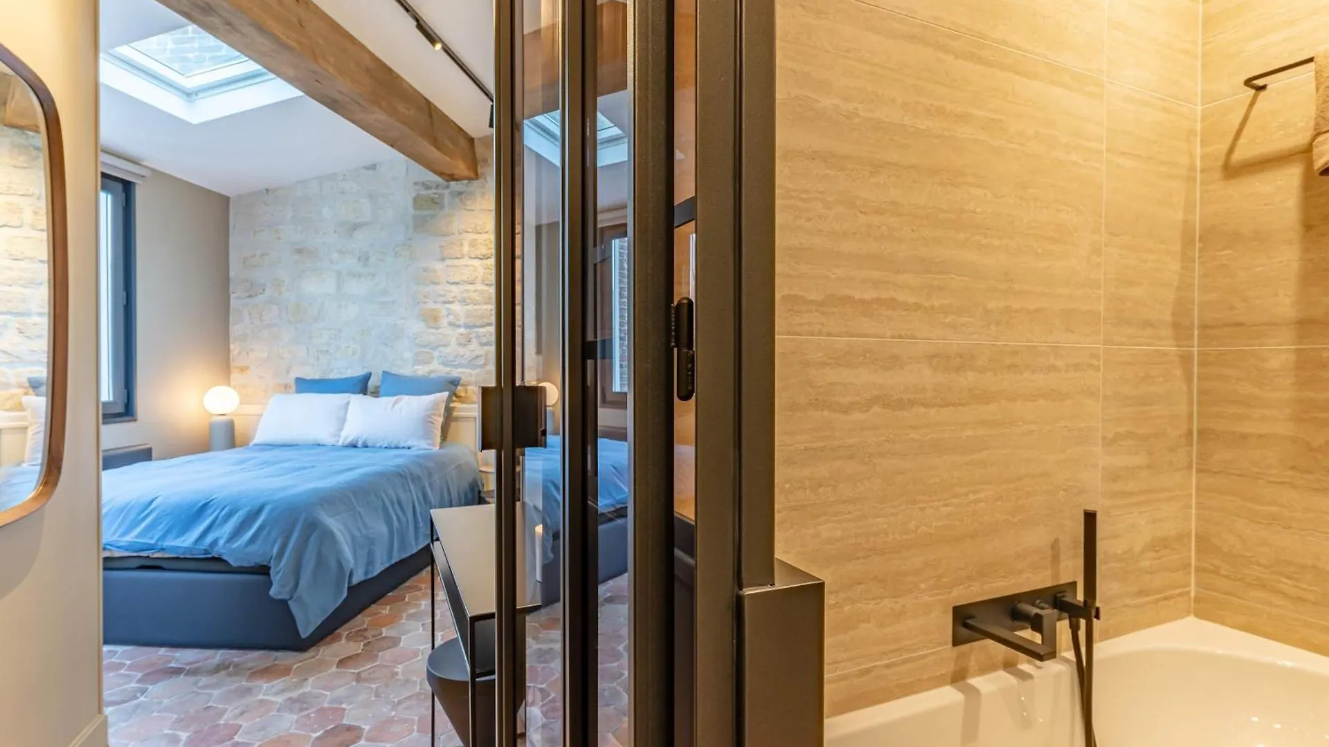 Lovely Penthouse Apt With Terrasse Paris
